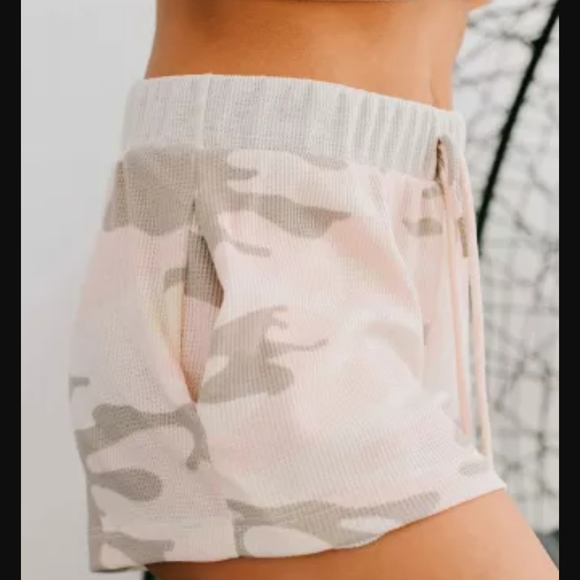 ‼️CLEARANCE PRICE FIRM‼️Waffle Knit Two Piece Lounge Set⭐ - Picture 6 of 9